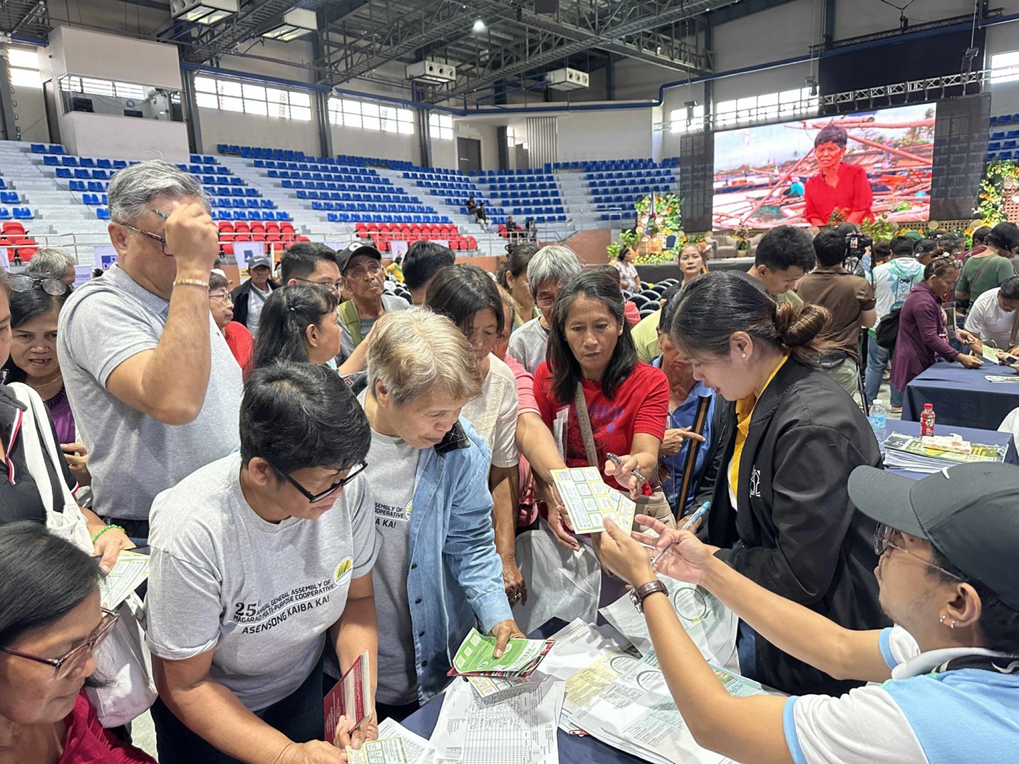 PCIC Educates 300 Farmers, Fisherfolk on Crop Insurance at DA-ACPC Ugnayan in Camarines Sur.